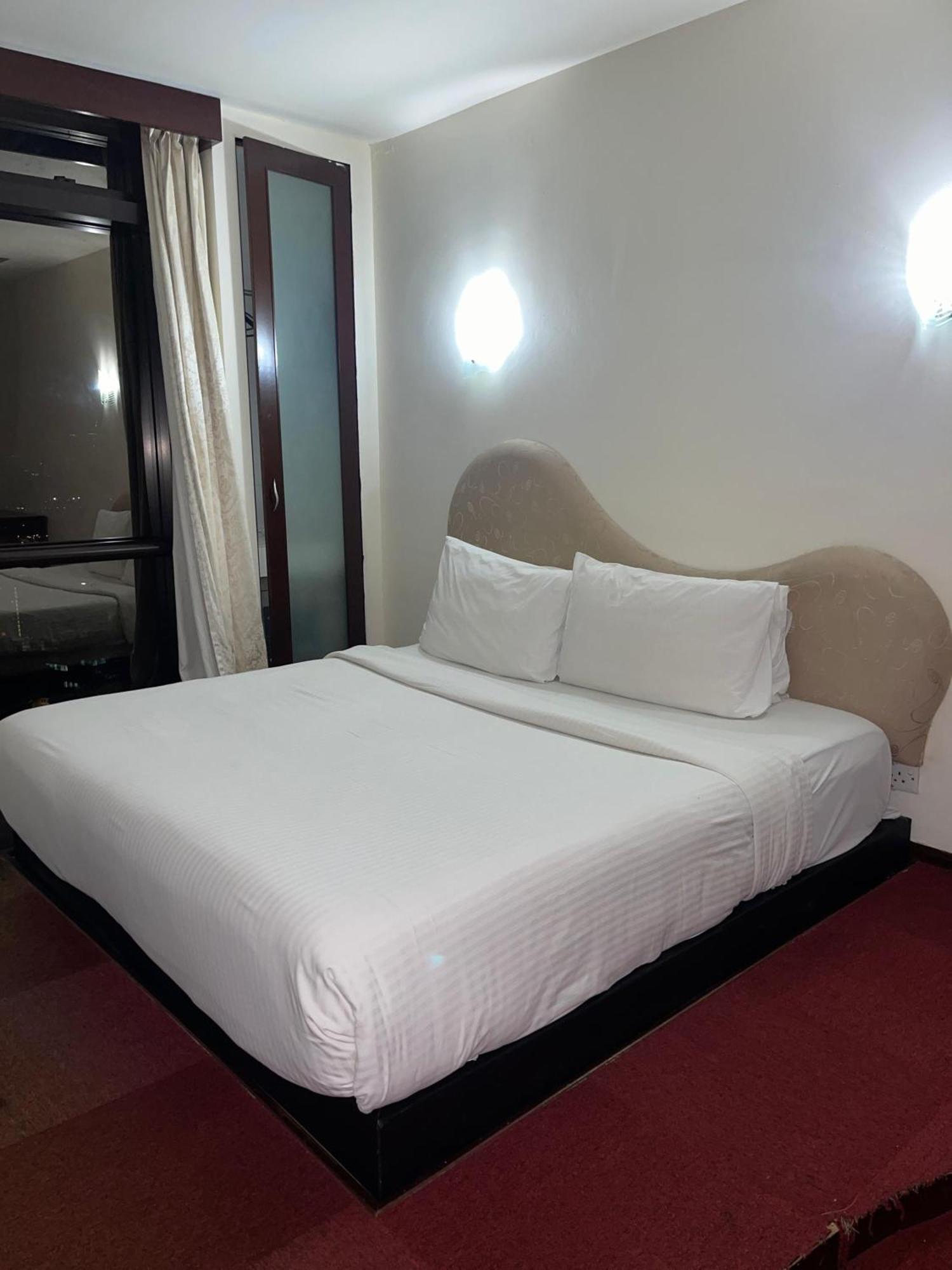 Apartemen Hundred Hundred At Berjaya Times Square Malaysia