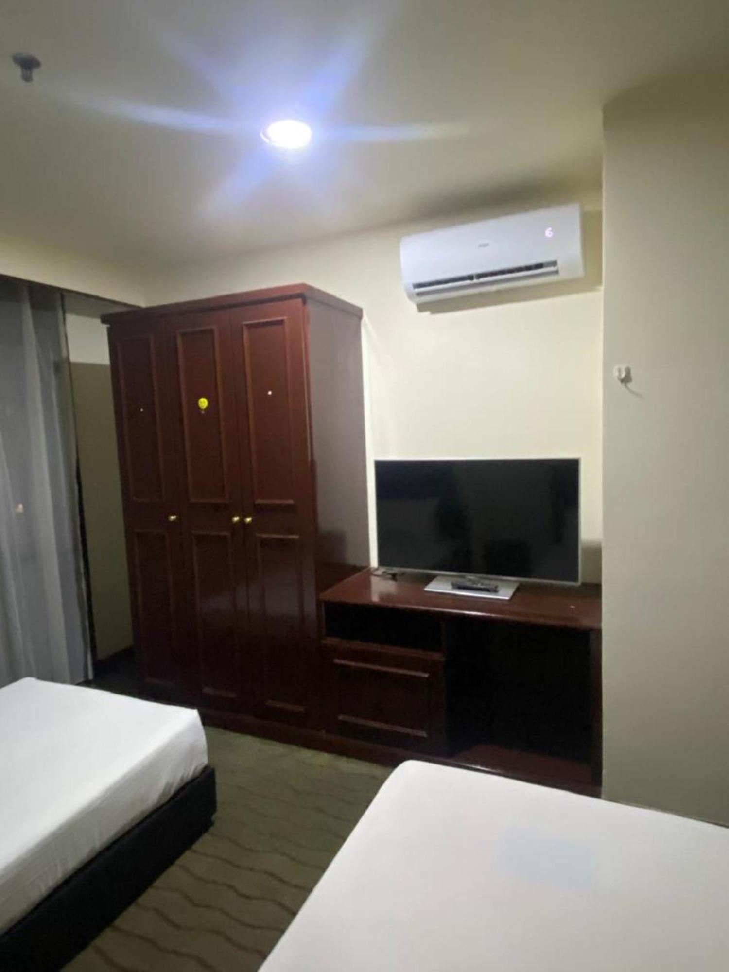 Hundred Hundred At Berjaya Times Square Malaysia Apartemen *