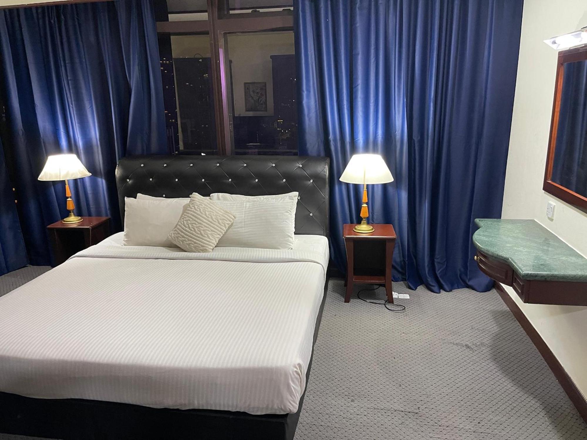 Apartemen Hundred Hundred At Berjaya Times Square Malaysia Kuala Lumpur