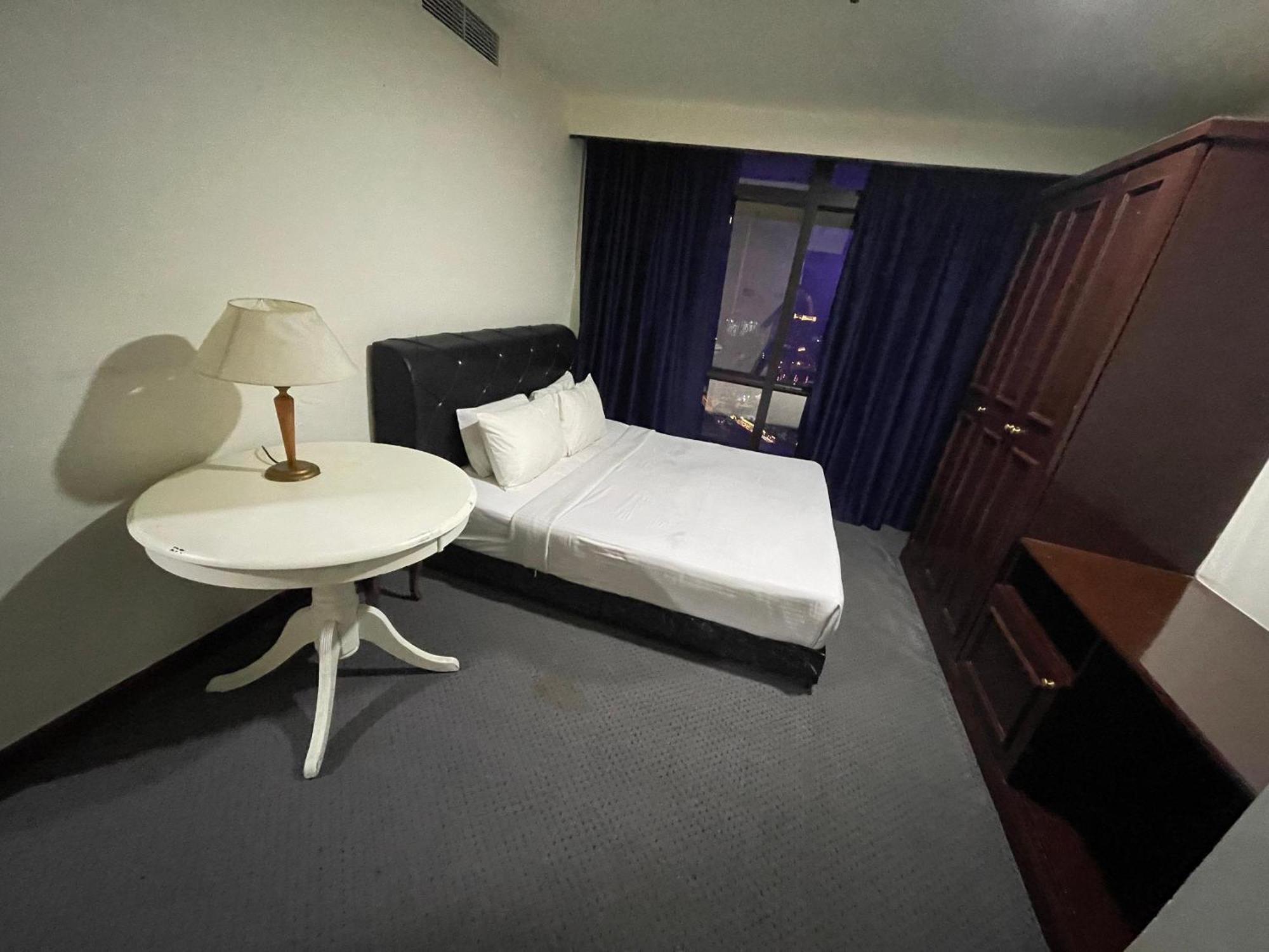 Apartemen Hundred Hundred At Berjaya Times Square Malaysia